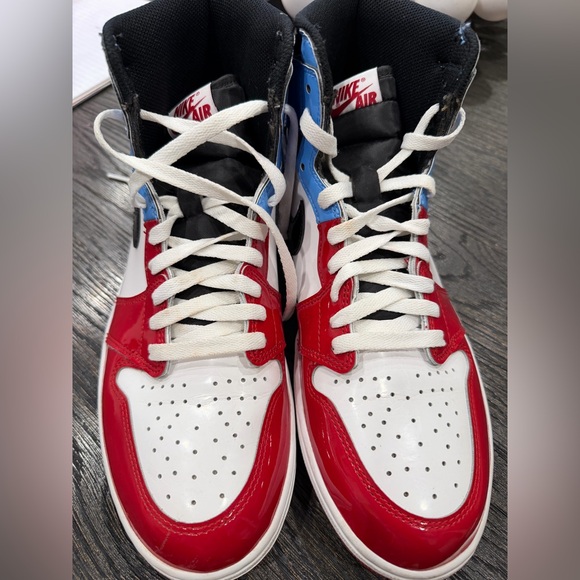 Nike Air Jordan 1 Retro High OG Fearless UNC - White/Black-University Blue - Picture 2 of 8